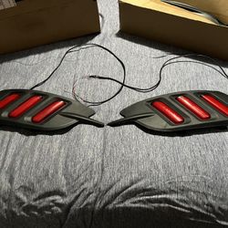 2 Pieces Rear Bumper Reflector Lights
