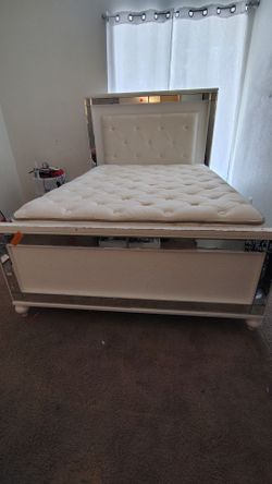 White Bed frame