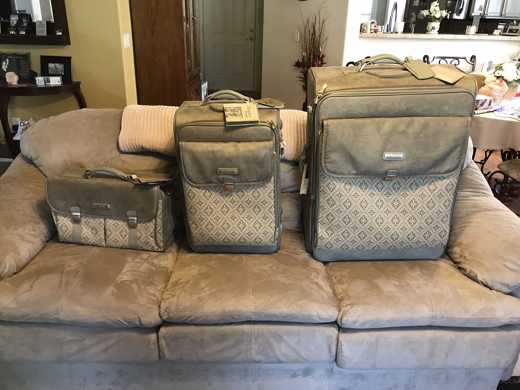 Murano 3 Piece Luggage Set NEW