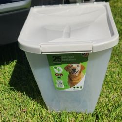 Pet Food Container With Wheels Capacity  25 Lb.  