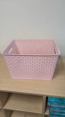 Large plastic bins $5 each