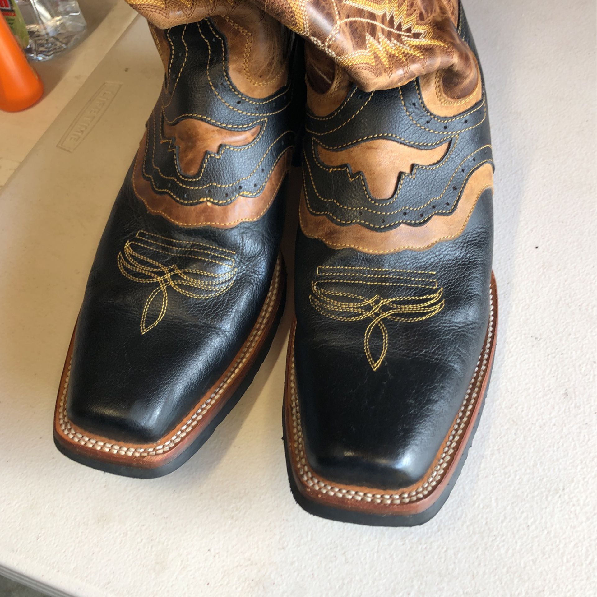 Arango Boots Mexican Made Size Men’s 13 US