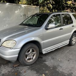 Mercedes-Benz M Class ML 320 Sport Utility 4D