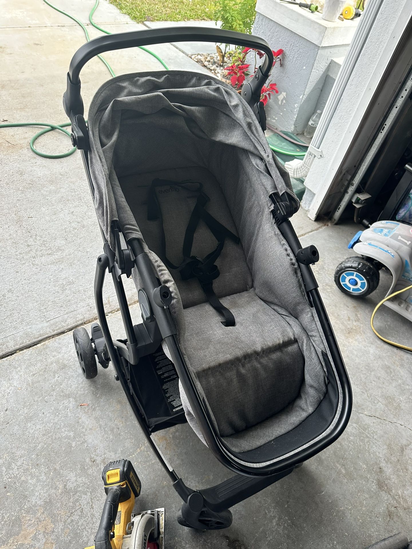 Evenflo Stroller Bassist Travel System