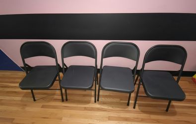 Set of 4 Black Padded Folding Chairs – Heavy Duty Steel Frame Event & Office Seating