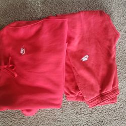 Nike Fit. Pants S Hoodie M