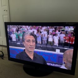 TV 40 Inches Coby $40