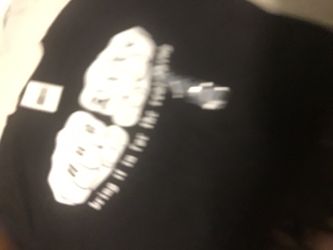 New men’s medium shirt black