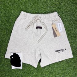 Essentials Shorts