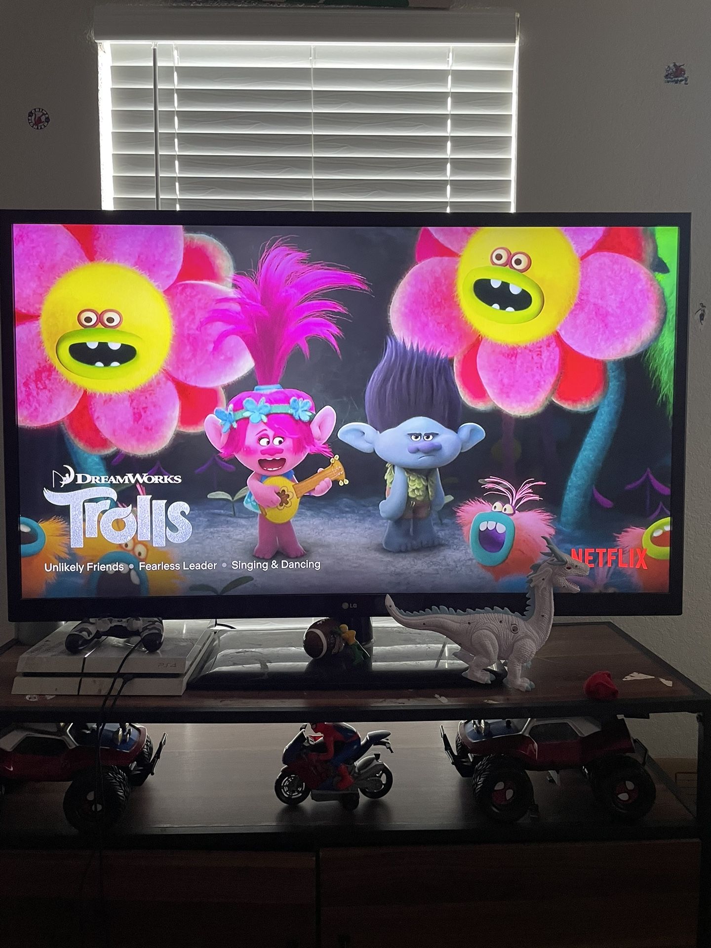 55in LG TV