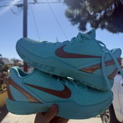 Kobe 6 PE Statue Of Liberty