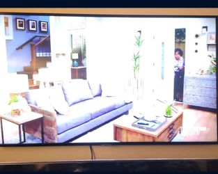 50 inch Samsung tv with flat wall mount
