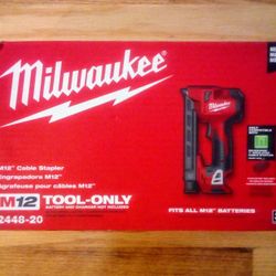 Milwaukee M12 Cable Stapler 