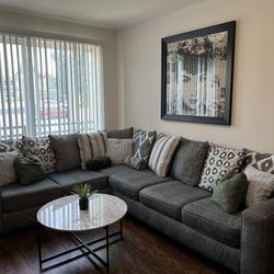 Large Sleeper/Sectional Sofa With Queen Size Sofa Bed