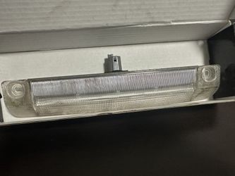 2011-2020 TOYOTA SIENNA REAR HIGH MOUNT 3RD THIRD STOP BRAKE LIGHT LAMP OEM used