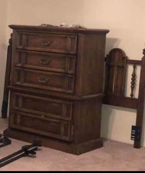 Vintage Broyhill Premier Bedroom Set for Sale in Irving, TX OfferUp