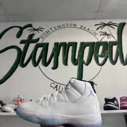Jordan 11 Legend Blue