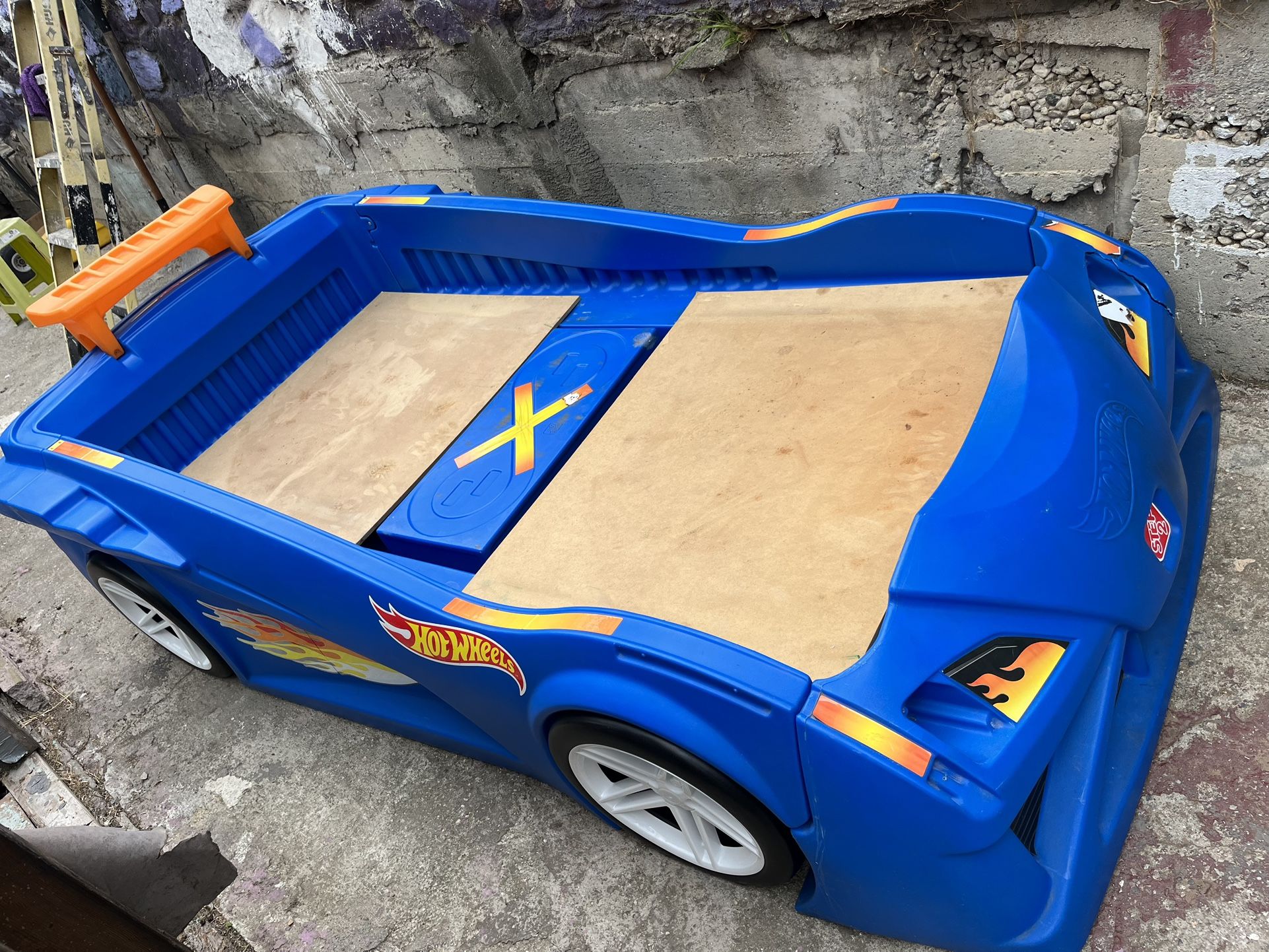 Hot Wheels Bed Frame