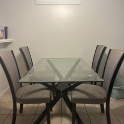 Dining Room Table 