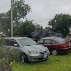 2000 Saturn & 2006 Honda Odyssey 