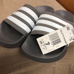 $17 NEW Mens Adidas Slides