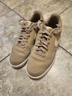 Nike Court Low Vision