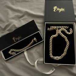 10K GOLD NECKLACE & BRACELET 