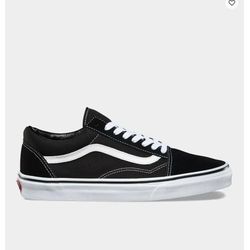 Old skool black and white vans