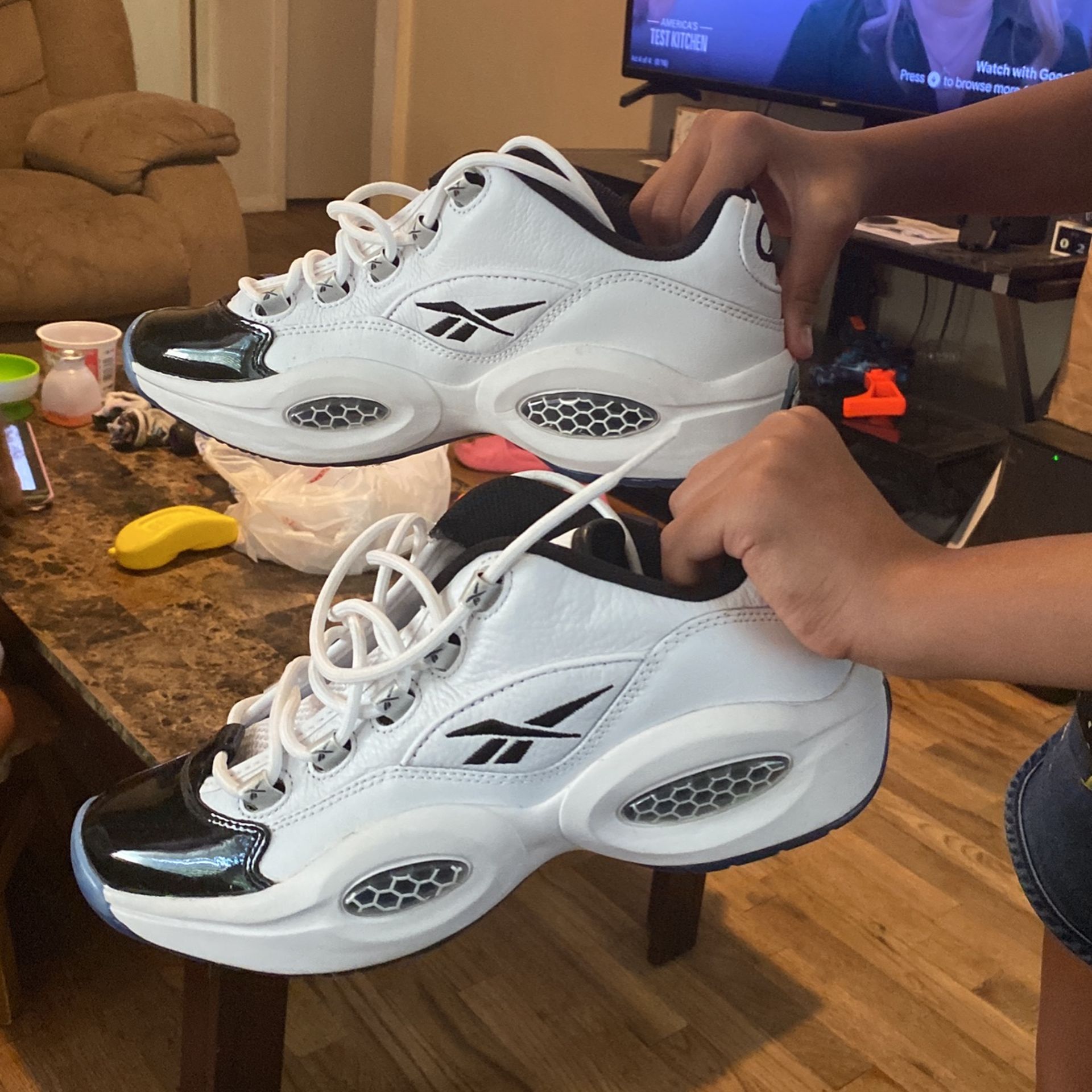 Reebok Tennis Shoes