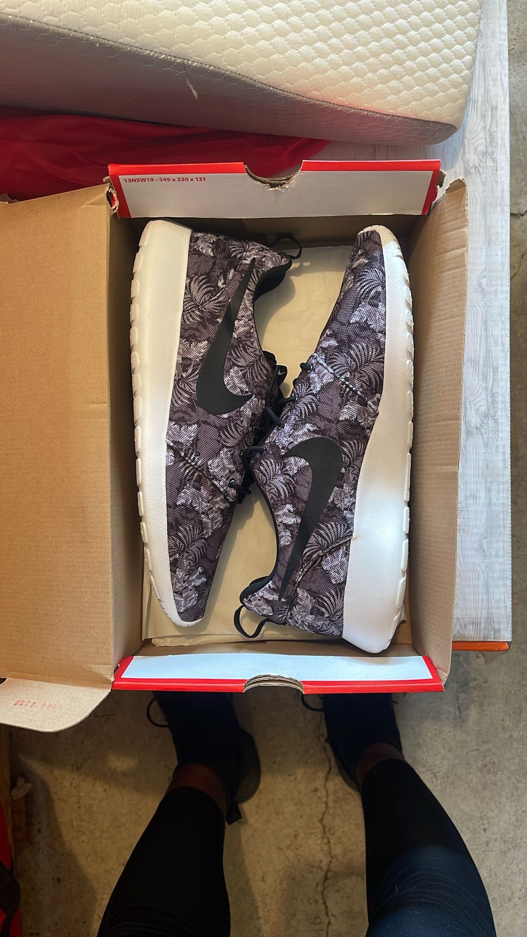 Nike ROSHE SIZE 13