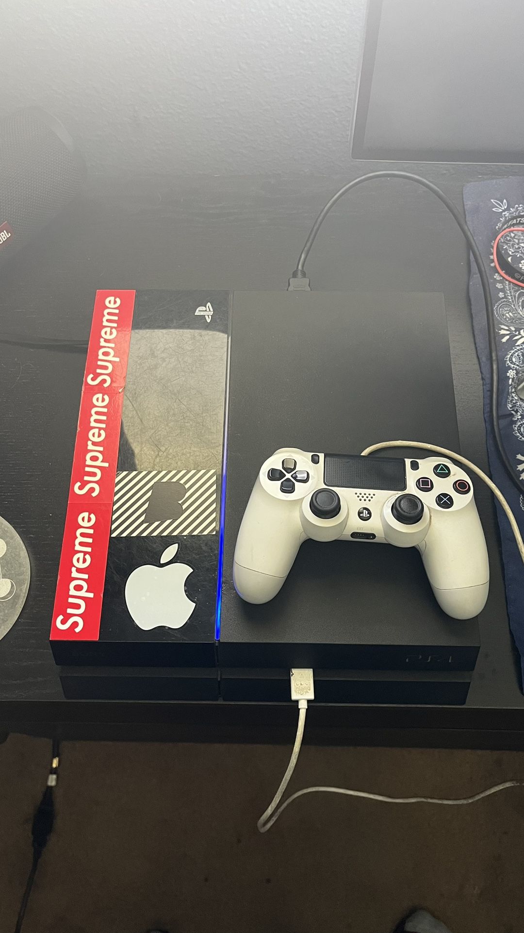 Playstation 4 Console 500GB w/ Controller