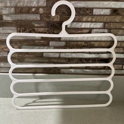 BRAND NEW FIVE LAYER HANGER $2 EACH 