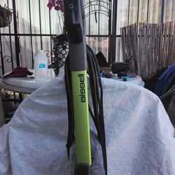 Bissell Carpet Shampooer