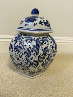 Chinese Blue And White Vase