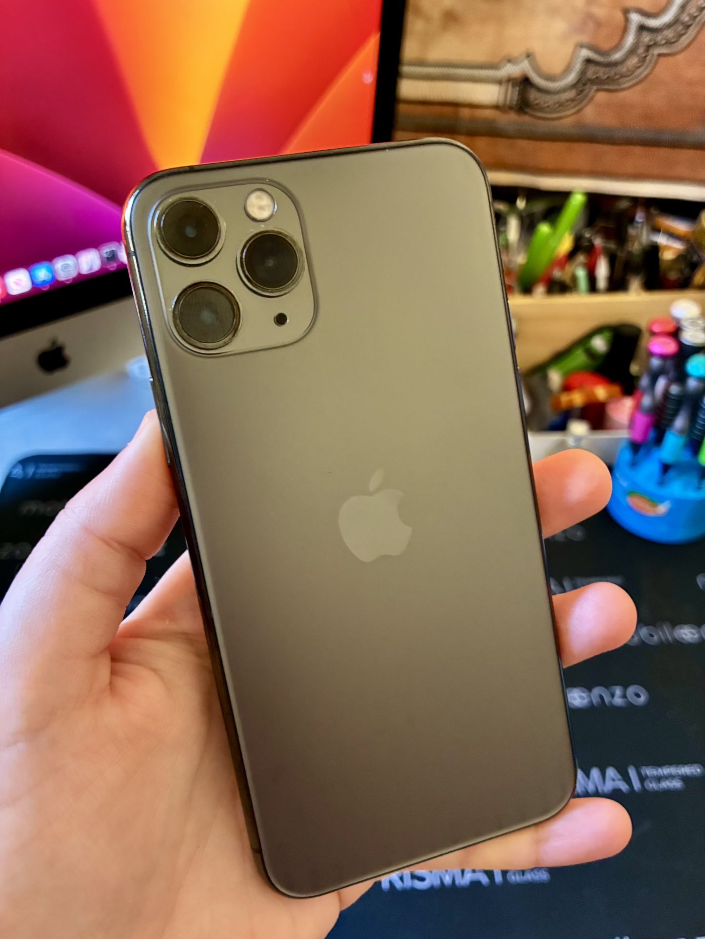 Midnight Green iPhone 11 Pro 256Gb Unlocked 100% Battery Health