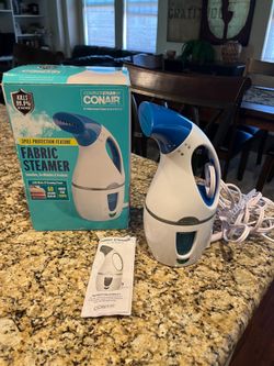 Conair CompleteSteam Handheld Fabric Steamer. Barely Used. Box included