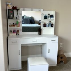 Vanity 