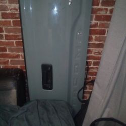 Tacoma tailgate newer model