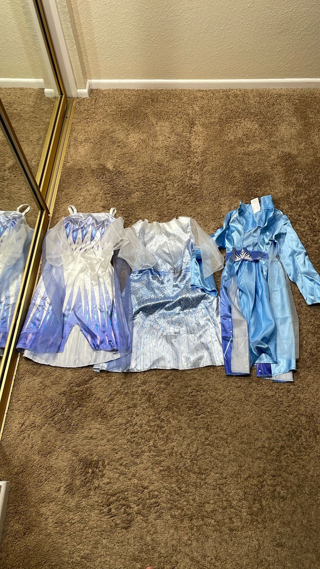 Size 4-6 Frozen Elsa Dresses