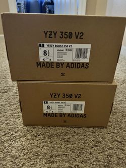 Yeezy 350 V2 Size 8.5