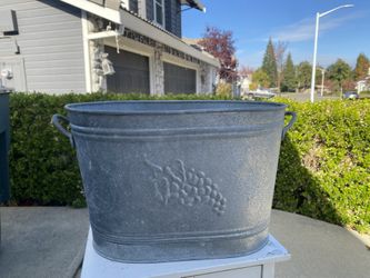 Metal Decorative Bucket