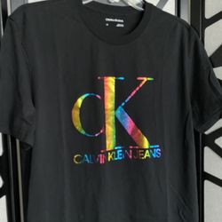 Calvin Klein T Shirt