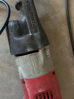 Milwaukee saw