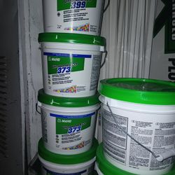 New Vynil Plank Glue/ Adhesive