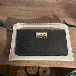 Guess Black And White Wristlet Clutch Wallet 
