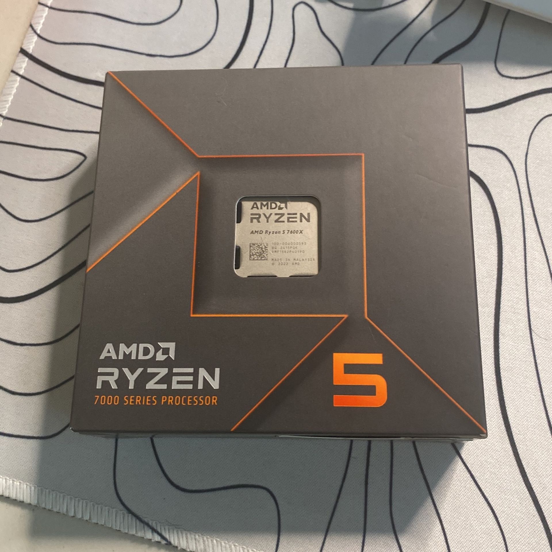Brand New Never Used AMD RYZEN 5 7600X 7000 SERIES Processor