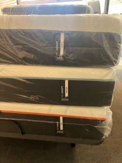 🔥Tempur pro adapt kings $1299🔥