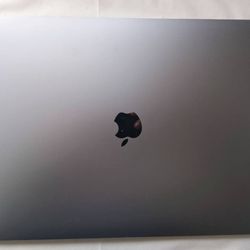 Apple MacBook Pro 16" A2141 Cosmetic Crack Works 100% 500GB SSD Original Owner