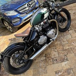 2017 Triumph Bobber 