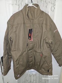 BRAND NEW ARIAT FR INSULATED MEN'S JACKET SIZE LARGE  